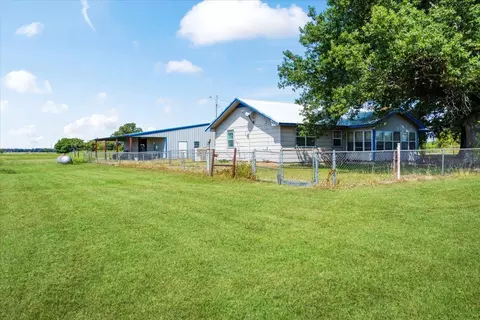 Exterior - 4840 River Rd, Colbert, OK 74733 photo 6 of 6