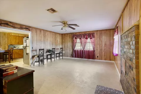 Living - 4840 River Rd, Colbert, OK 74733 photo 1 of 1