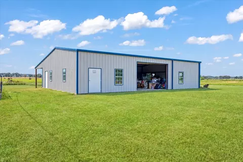 Exterior - 4840 River Rd, Colbert, OK 74733 photo 3 of 6