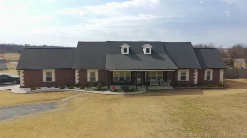 2071 E 53rd S, Muskogee, OK 74403