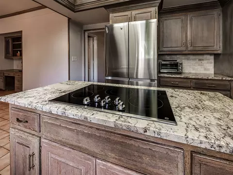 Kitchen - 6536 E 85th St, Tulsa, OK 74133 photo 8 of 8