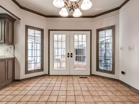 Entry Way - 6536 E 85th St, Tulsa, OK 74133 photo 4 of 6