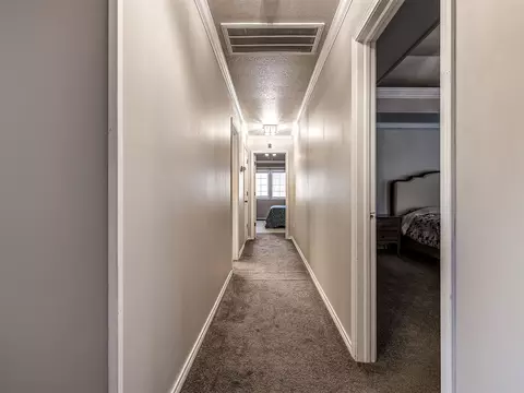 Entry Way - 6536 E 85th St, Tulsa, OK 74133 photo 5 of 6