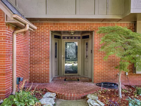 Entry Way - 6536 E 85th St, Tulsa, OK 74133 photo 1 of 6