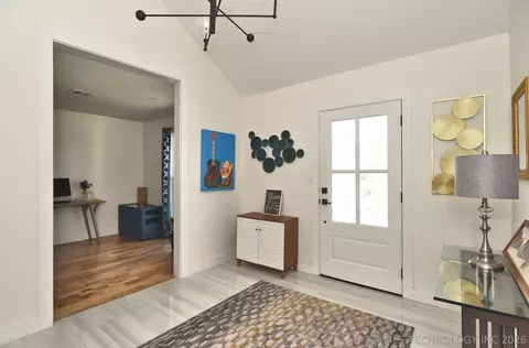 Entry Way - 9022 E 60th St, Tulsa, OK 74145 photo 3 of 3