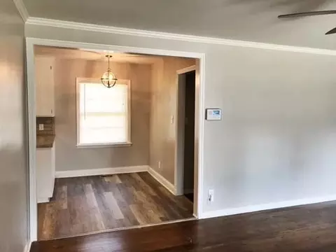 2533 E 7th St, Tulsa, OK 74104 photo 2