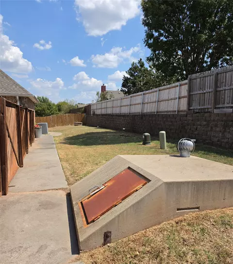 Exterior - 823 Cypress Dr, Ada, OK 74820 photo 3 of 6