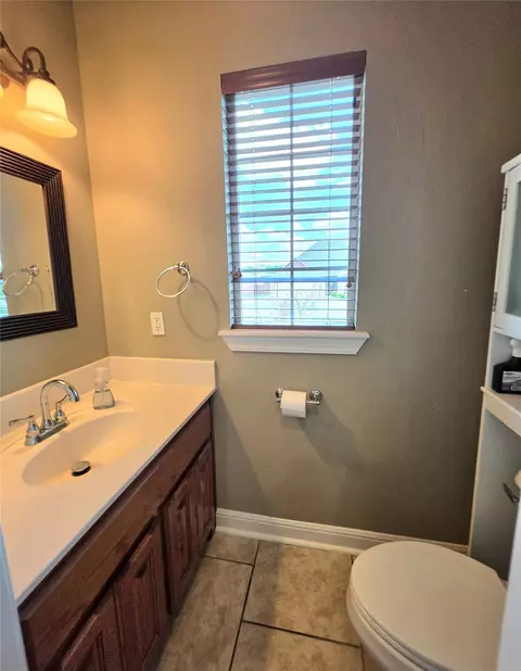 Bath - 823 Cypress Dr, Ada, OK 74820 photo 1 of 6