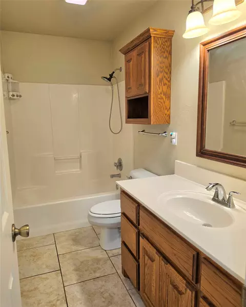 Bath - 823 Cypress Dr, Ada, OK 74820 photo 6 of 6