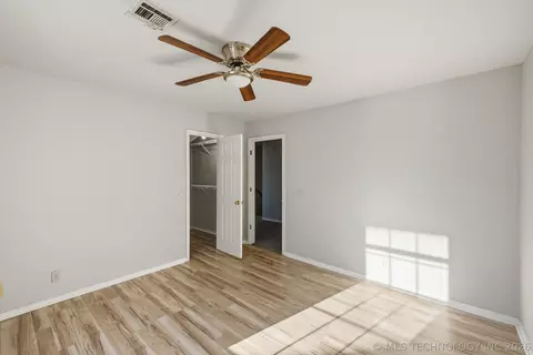 Bedroom - 3005 E 90th Pl, Tulsa, OK 74137 photo 4 of 5