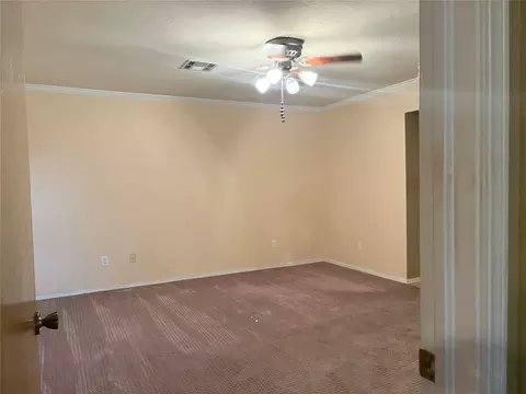Bedroom - 618 S Timberridge Dr S, Cushing, OK 74023 photo 5 of 7