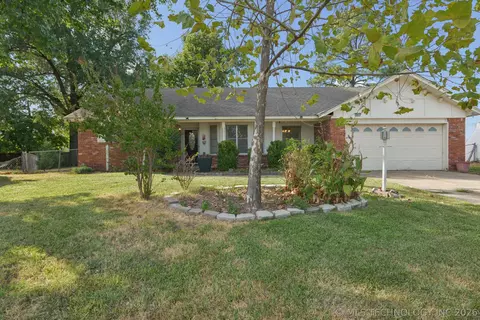 Exterior - 10817 E 26th Pl, Tulsa, OK 74129 photo 1 of 6