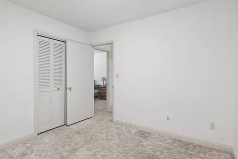 Bedroom - 10817 E 26th Pl, Tulsa, OK 74129 photo 4 of 6