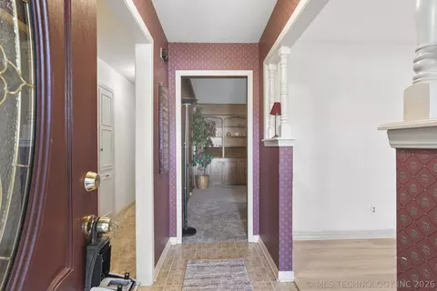 Entry Way - 10817 E 26th Pl, Tulsa, OK 74129 photo 1 of 1