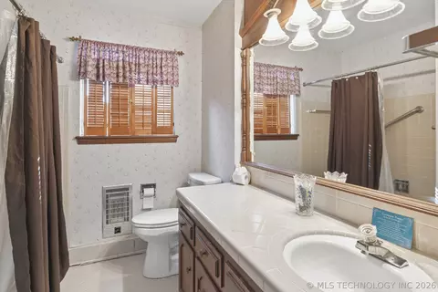 Bath - 10817 E 26th Pl, Tulsa, OK 74129 photo 1 of 2