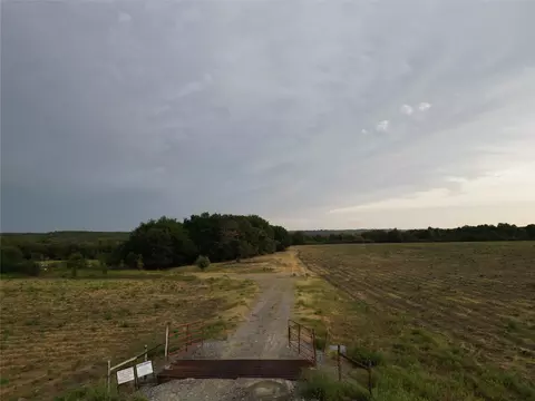 154 Th Rd, Stuart, OK 74570 photo 3