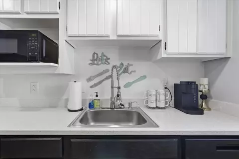 Kitchen - 2205 E 5th Pl, Tulsa, OK 74104 photo 3 of 3