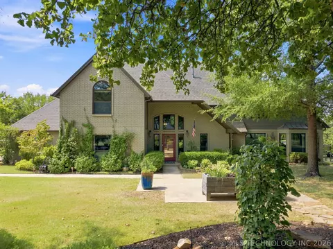 9332 S 36th West Ave, Tulsa, OK 74132