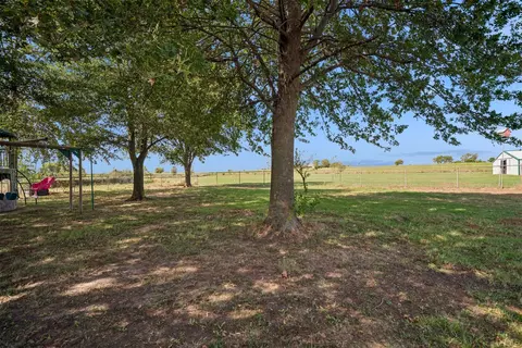 Exterior - 7901 N Highway 72, Haskell, OK 74436 photo 10 of 13
