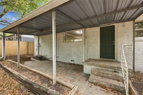 Exterior - 6620 E 27th St, Tulsa, OK 74129 photo 5 of 9