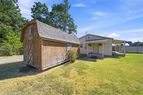 Exterior - 519 E Main St, Pawhuska, OK 74056 photo 7 of 7