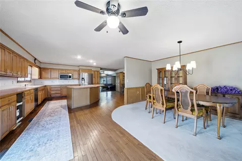 Dining - 519 E Main St, Pawhuska, OK 74056 photo 1 of 2