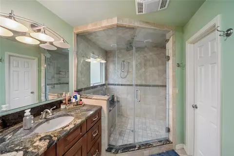 Bath - 6549 E 86th St, Tulsa, OK 74133 photo 3 of 4