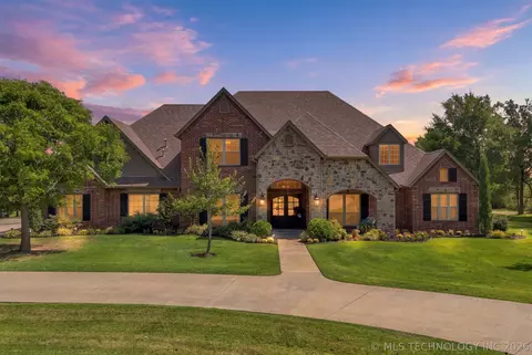 9601 S 33rd West Ave, Sapulpa, OK 74066