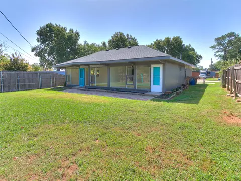 Exterior - 5357 E 26th Pl, Tulsa, OK 74114 photo 5 of 9