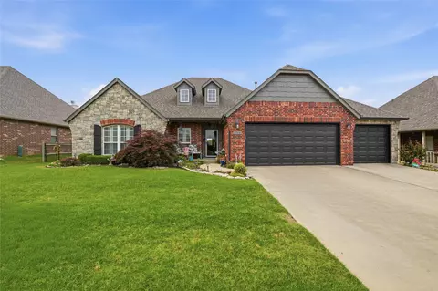 9306 E 91st St N, Owasso, OK 74055