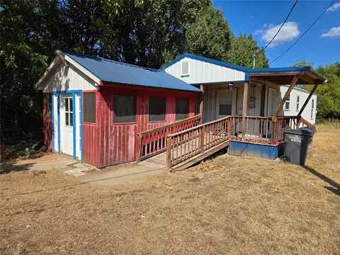 Other - 320 5th, Francis, OK 74844 photo 4 of 10