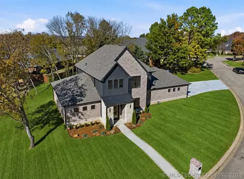 1937 S Surrey Ct, Bartlesville, OK 74006