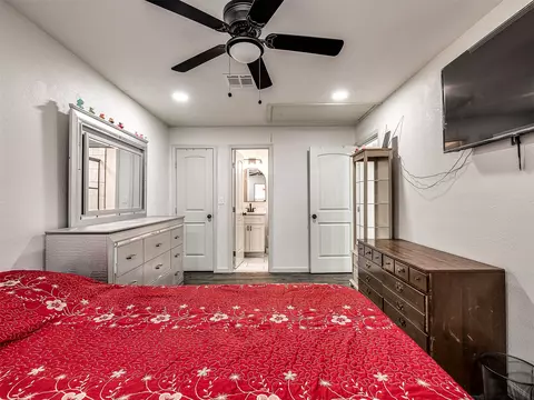 Bedroom - 4023 E Virgin St, Tulsa, OK 74115 photo 3 of 7