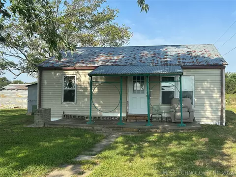 Exterior - 410800 E 1135 Rd, Stidham, OK 74461 photo 2 of 7
