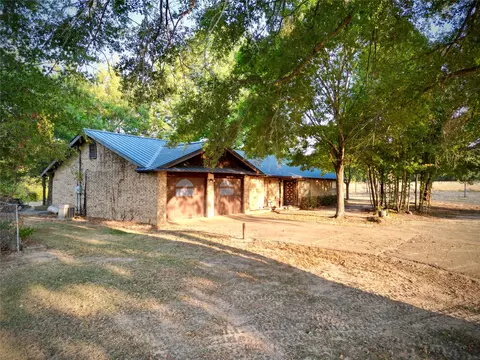 798 W Jefferson Hwy W, Atoka, OK 74525