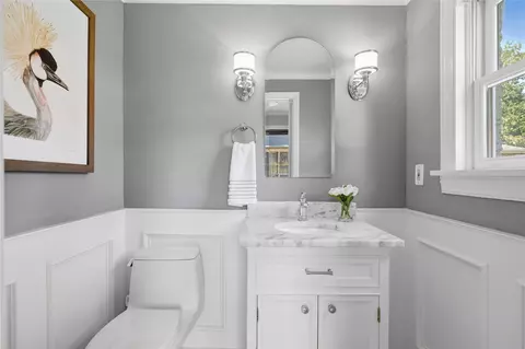 Bath - 2135 E 25th Pl, Tulsa, OK 74114 photo 1 of 6