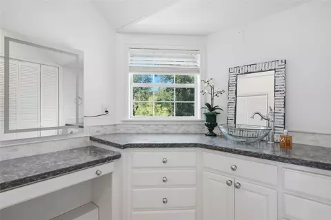 Bath - 2135 E 25th Pl, Tulsa, OK 74114 photo 6 of 6