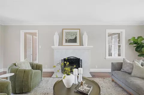 Living - 2135 E 25th Pl, Tulsa, OK 74114 photo 2 of 4