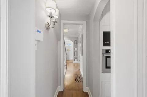 Entry Way - 2135 E 25th Pl, Tulsa, OK 74114 photo 5 of 11