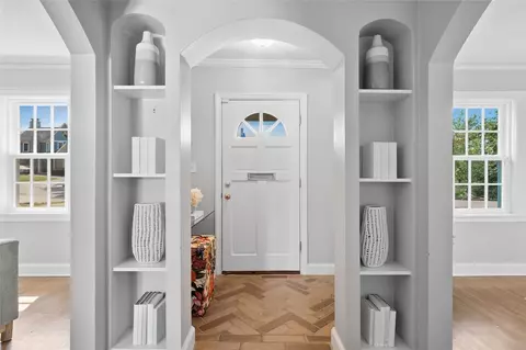 Entry Way - 2135 E 25th Pl, Tulsa, OK 74114 photo 1 of 11