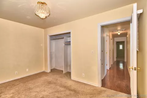 Bedroom - 5736 E 63rd Pl, Tulsa, OK 74136 photo 4 of 8