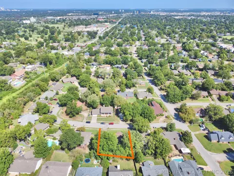 View/Area - 5736 E 63rd Pl, Tulsa, OK 74136 photo 5 of 6