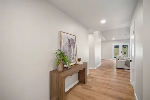Entry Way - 2992 E 77th St, Tulsa, OK 74136 photo 1 of 3