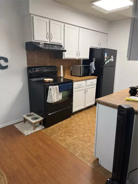 Kitchen - 4326 E 67th Street 579, Tulsa, OK 74136 photo 1 of 3