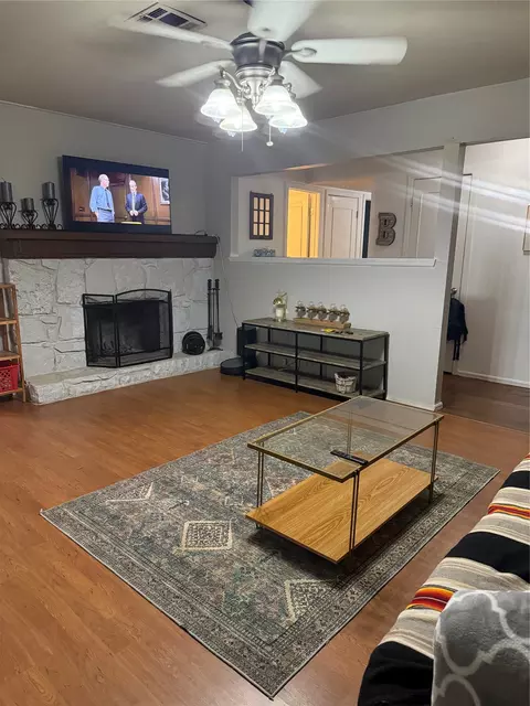 Living - 4326 E 67th Street 579, Tulsa, OK 74136 photo 1 of 2