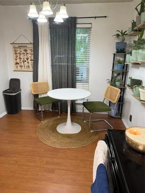 Dining - 4326 E 67th Street 579, Tulsa, OK 74136 photo 1 of 2