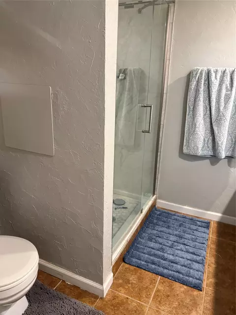 Bath - 4326 E 67th Street 579, Tulsa, OK 74136 photo 5 of 6