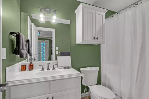 Bath - 4752 E 114th St NW, Tulsa, OK 74137 photo 7 of 9