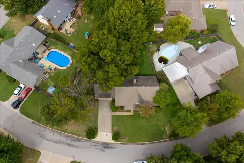 View/Area - 6915 E 78th Pl, Tulsa, OK 74133 photo 3 of 5