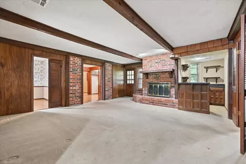 Living - 6915 E 78th Pl, Tulsa, OK 74133 photo 1 of 3